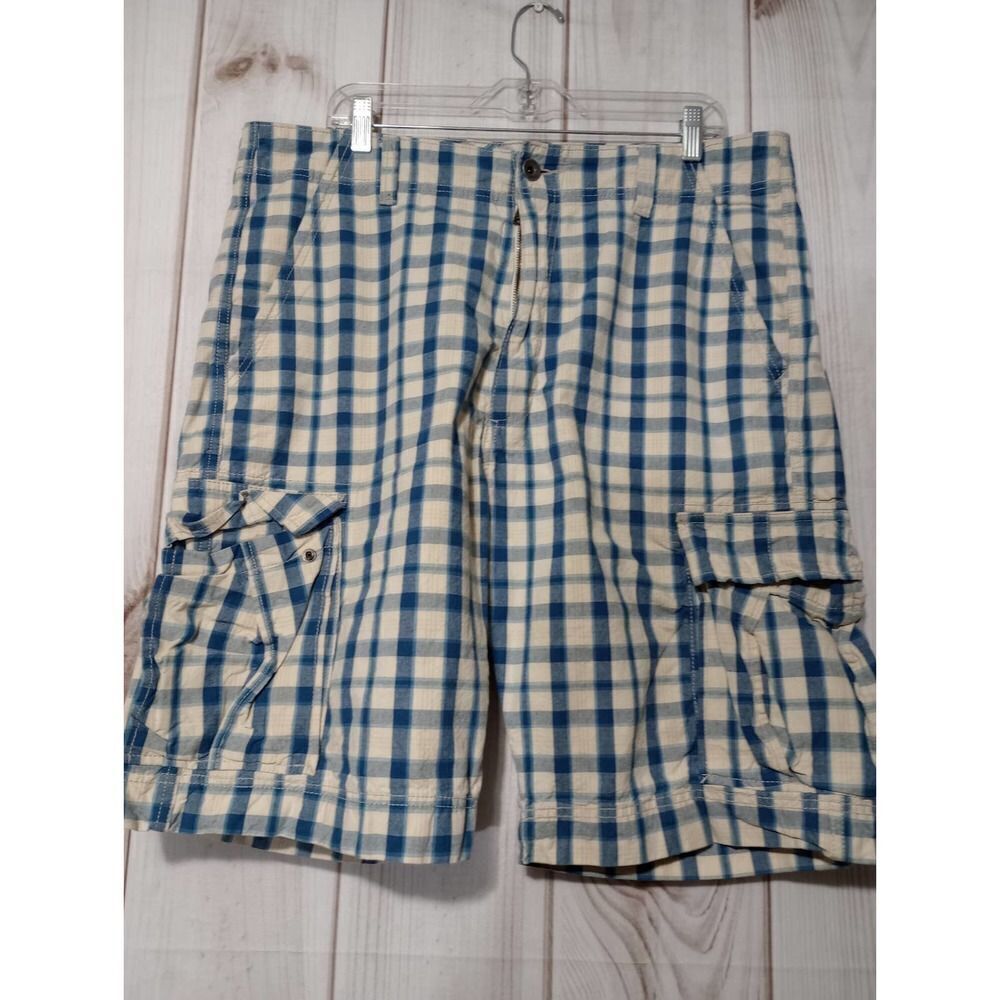 Mens Plaid Cargo Shorts, Flat Front, Blue Beige, Casual Summer Outfit